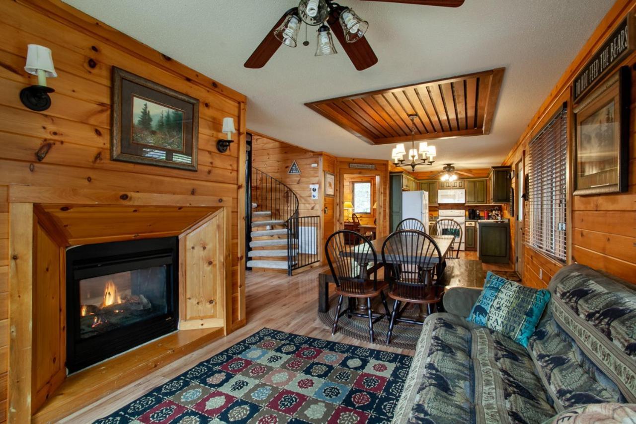 Bear Crossing Mtn View Game Room Gatlinburg Exterior photo