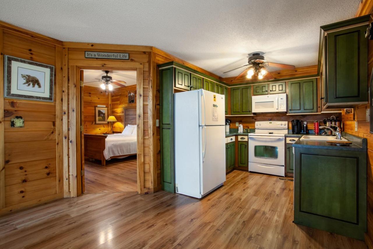 Bear Crossing Mtn View Game Room Gatlinburg Exterior photo